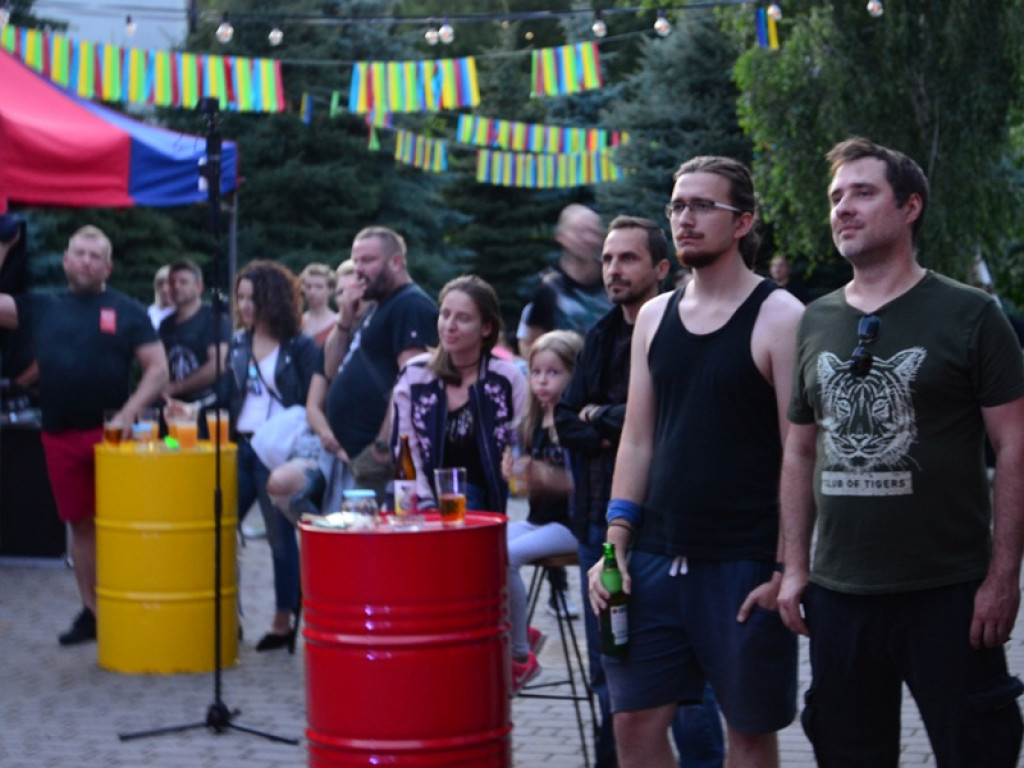 Chłopaki z Ohayo nie żałowali gitar