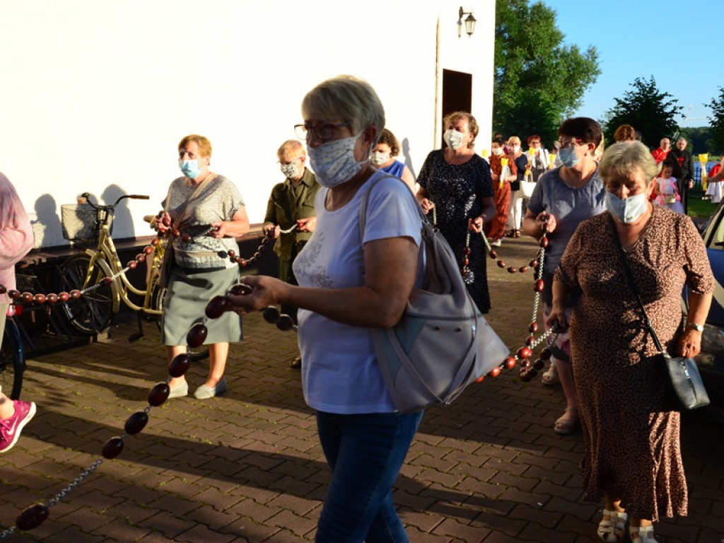 Odpust parafialny ze święceniem pojazdów w Głownie