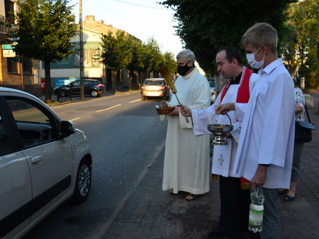 Odpust parafialny ze święceniem pojazdów w Głownie