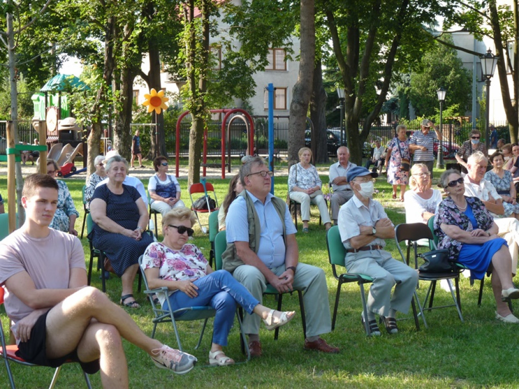 Na ludową nutę pod basztą