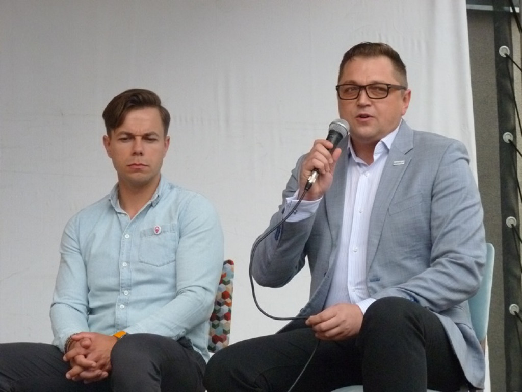Łowicki Panel Dyskusyjny: W młodych jest siła!