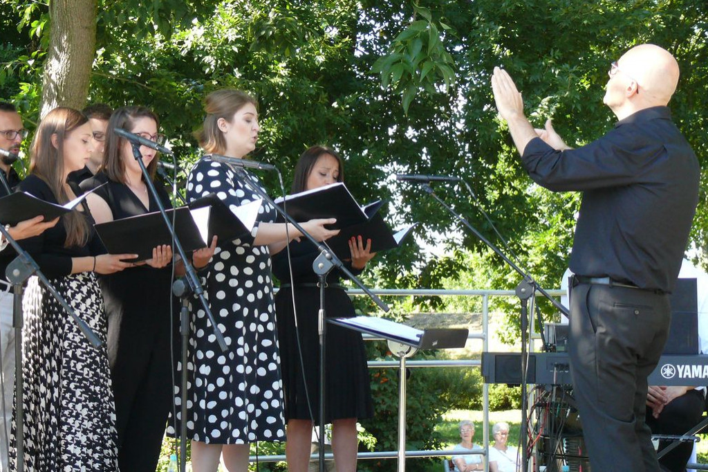 Vivid Singers  na Błoniach