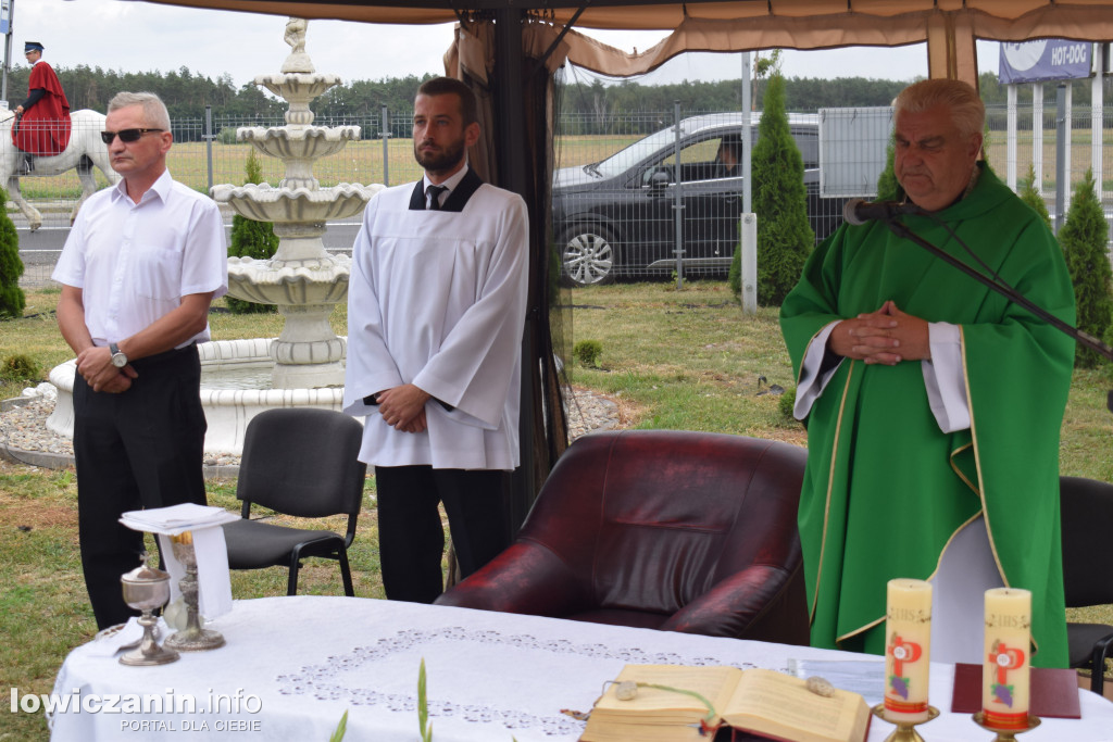 Poświęcenie samochodu OSP w Czyżewie