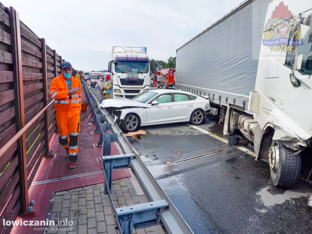 Karambol na autostradzie A2