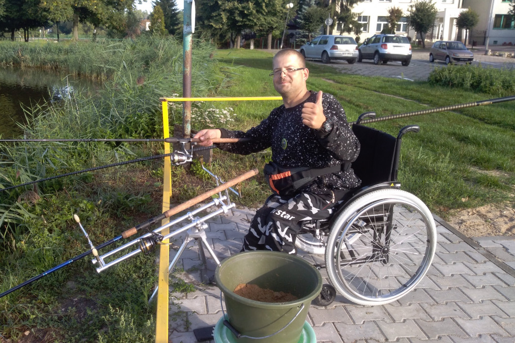 Zawody wędkarskie w Głownie