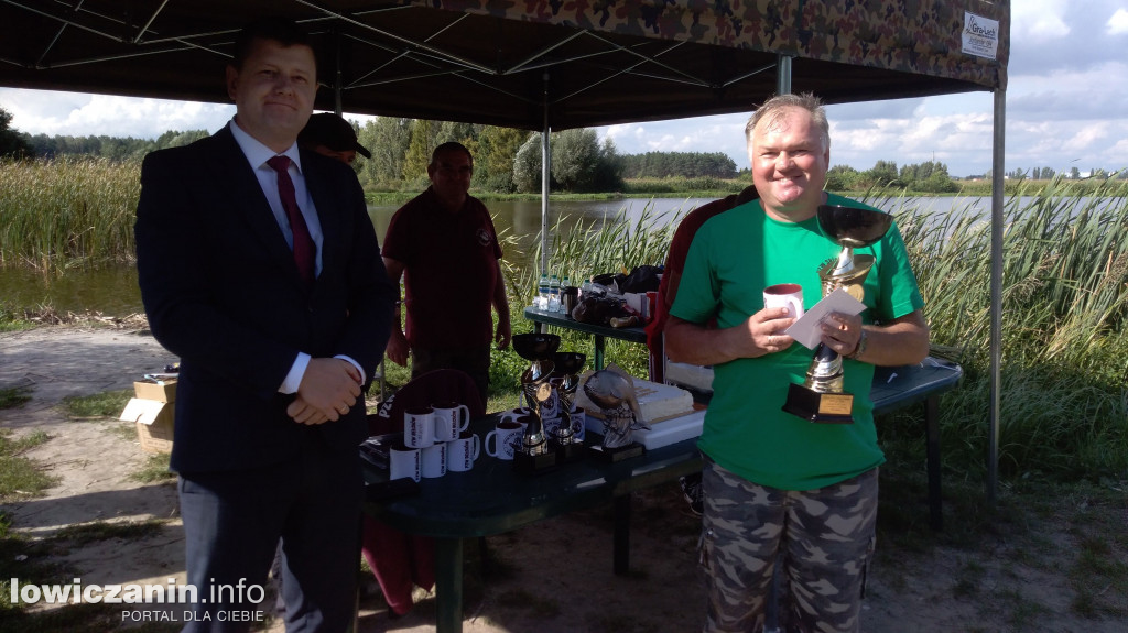 Zawody wędkarskie PZW Bełchów na zalewie w Łowiczu