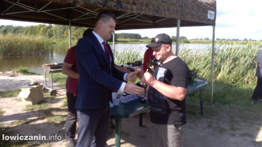 Zawody wędkarskie PZW Bełchów na zalewie w Łowiczu