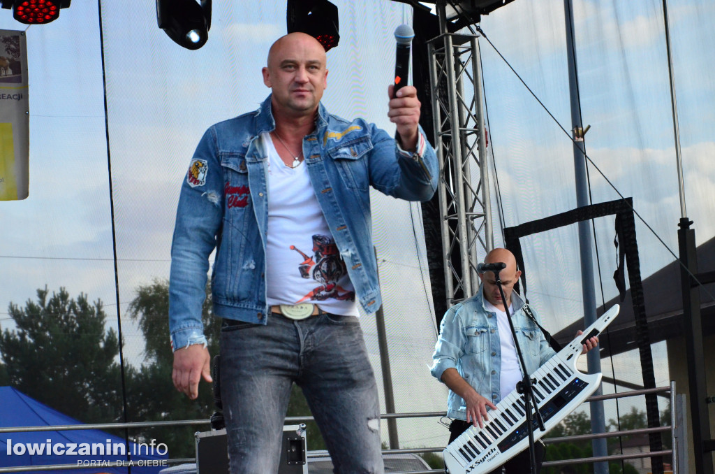 Disco-polo w Strykowie: Diwers Dance i Playboys