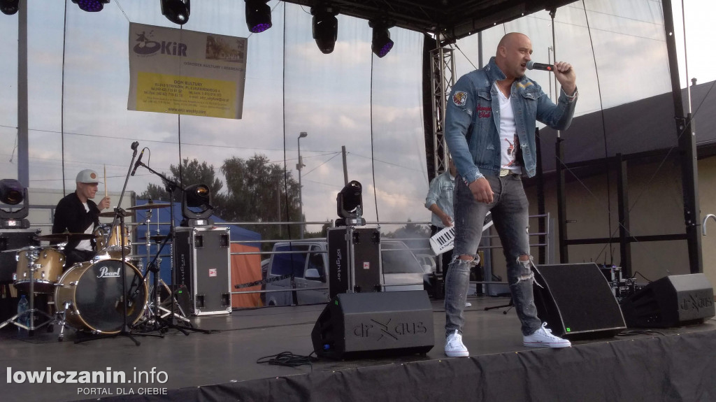 Disco-polo w Strykowie: Diwers Dance i Playboys