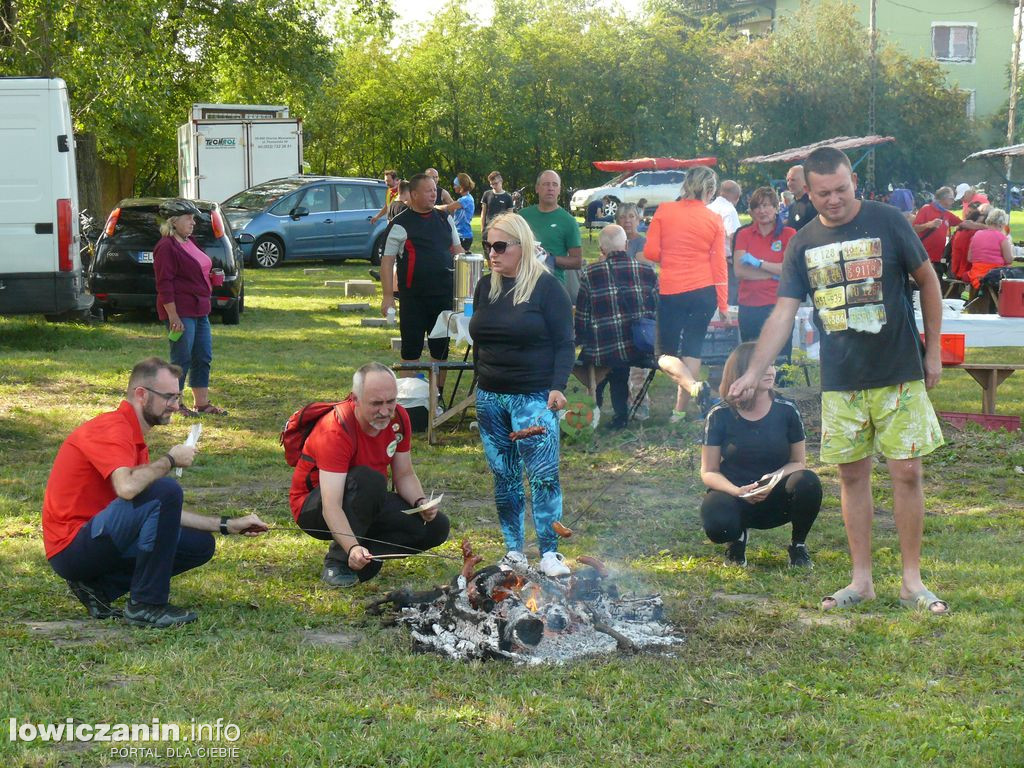 Uczestnicy rajdu szlakiem 10 Pułku Piechoty