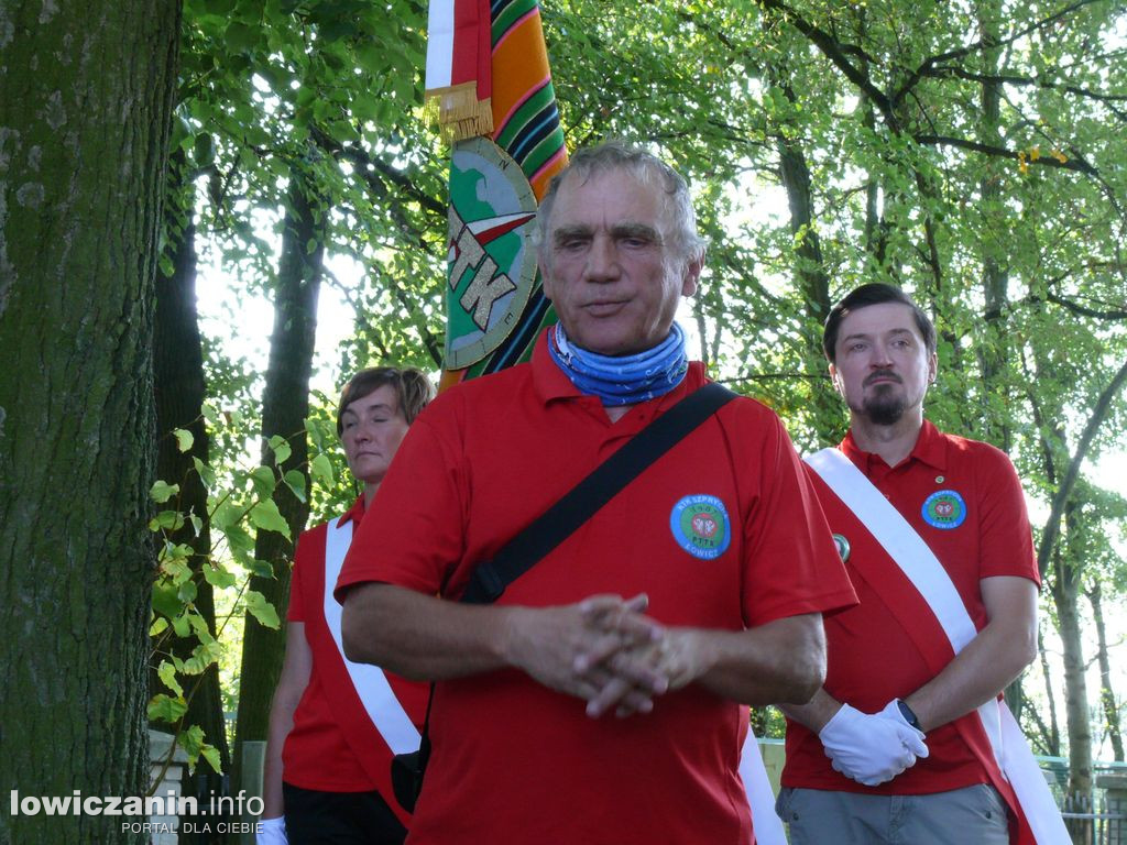 Uczestnicy rajdu szlakiem 10 Pułku Piechoty