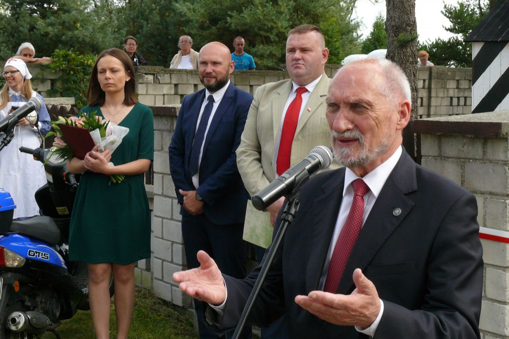 Antoni Macierewicz był na otwarciu muzeum w Bolimowie