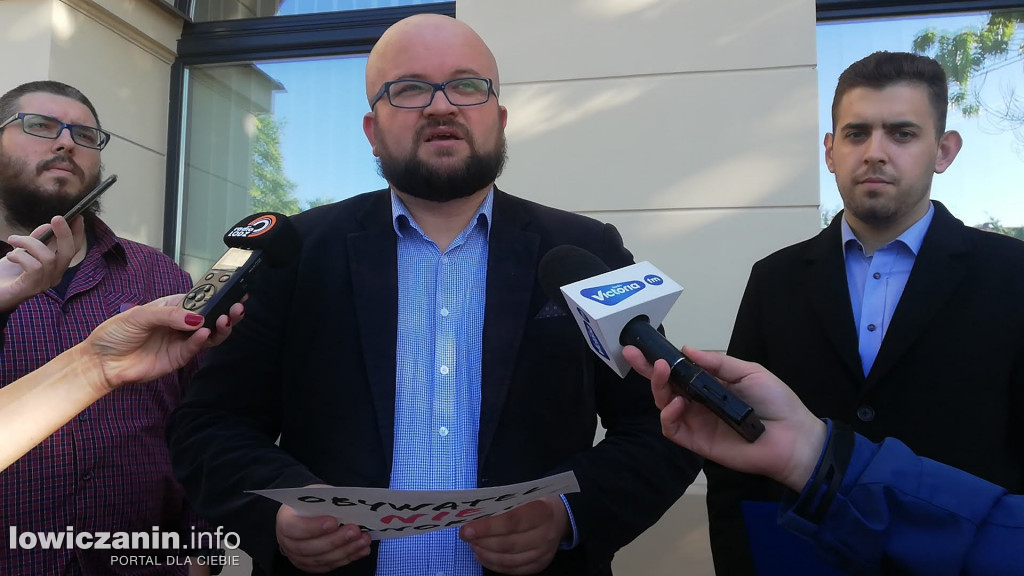 Lewica chce odebrać tytuł bp Dziubie