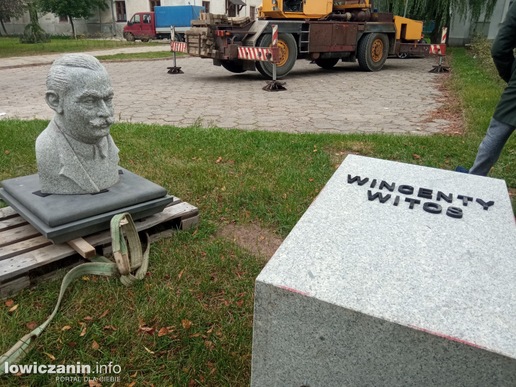 Pomnik Wincentego Witosa stanie dziś w Łowiczu