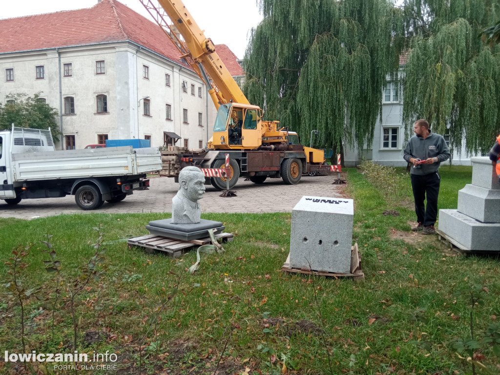 Pomnik Wincentego Witosa stanie dziś w Łowiczu