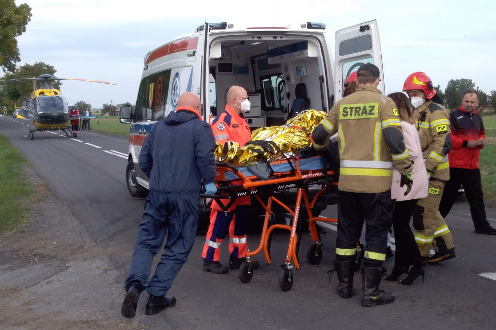 Wypadek w Karsznicach, kierowca skutera w szpitalu