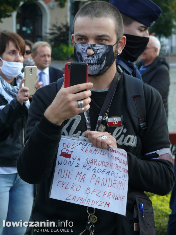 Zgromadzenie antycovidowców