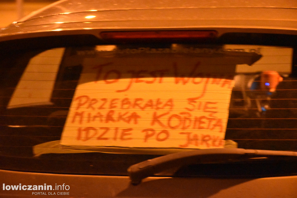 Zmotoryzowany protest przejechał ulicami Łowicza