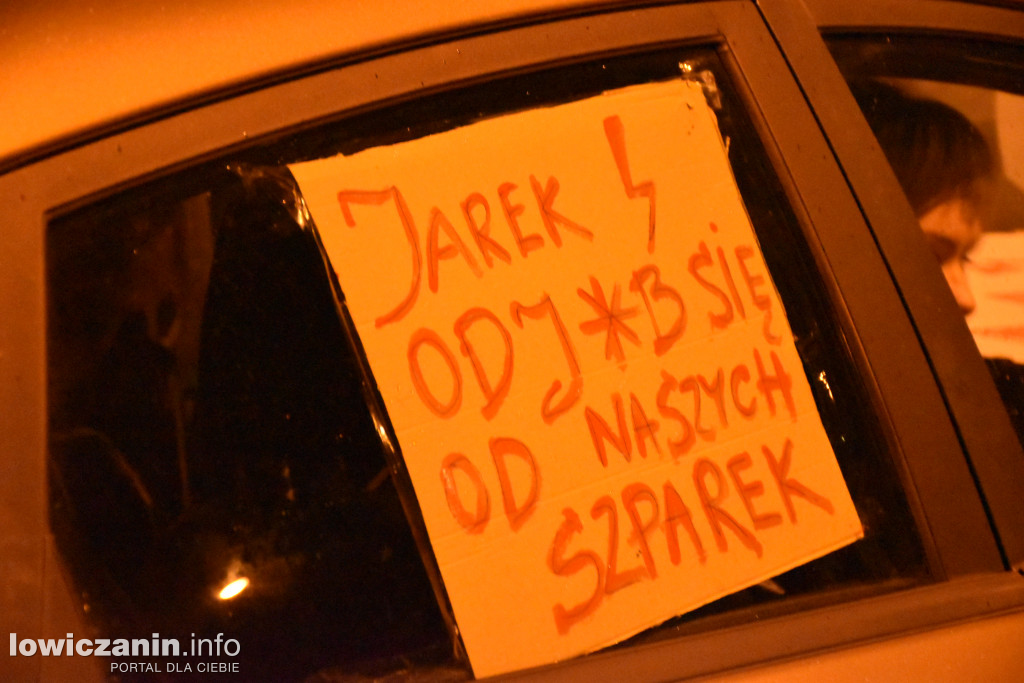 Zmotoryzowany protest przejechał ulicami Łowicza