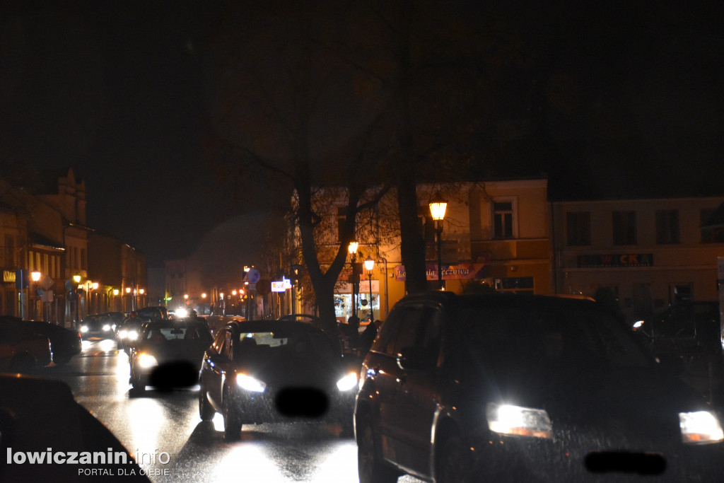 Zmotoryzowany protest przejechał ulicami Łowicza