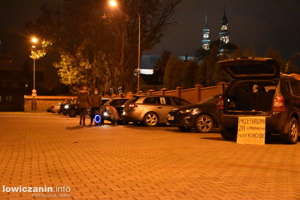 Zmotoryzowany protest przejechał ulicami Łowicza