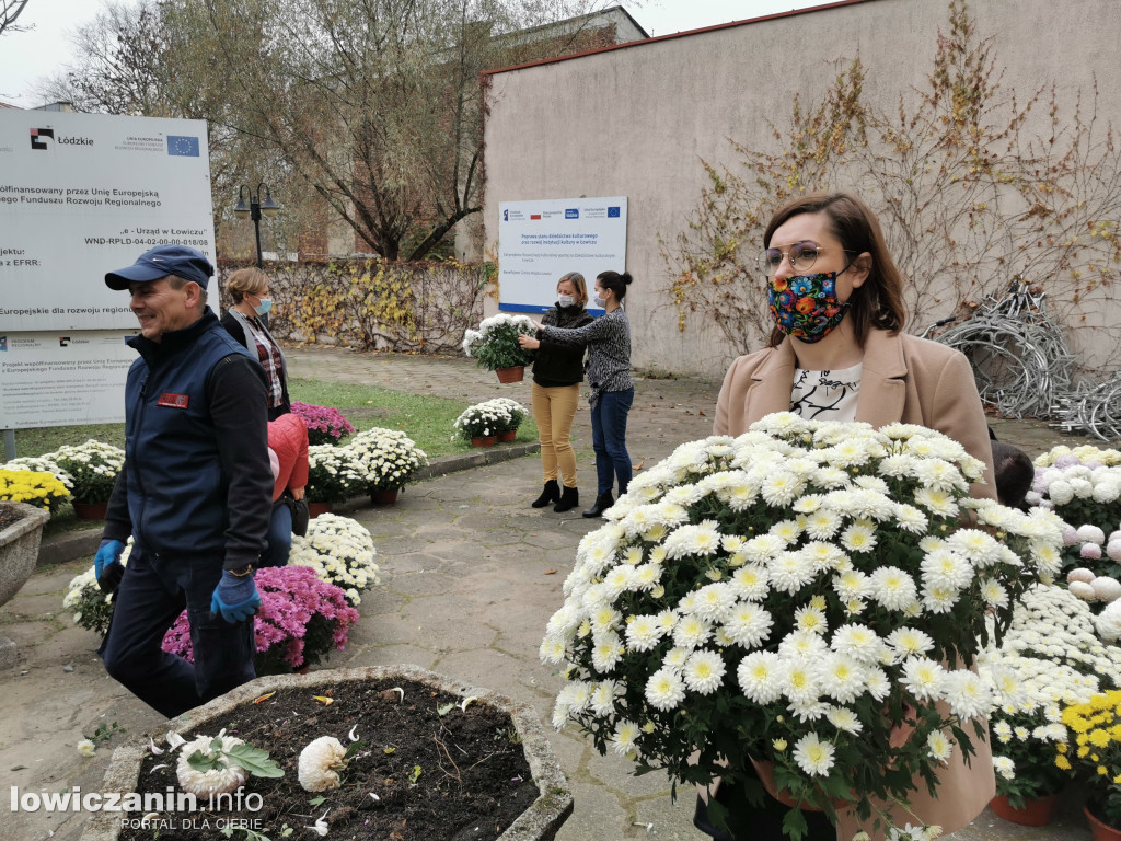 Kwiaty rozchodzą się w mgnieniu oka
