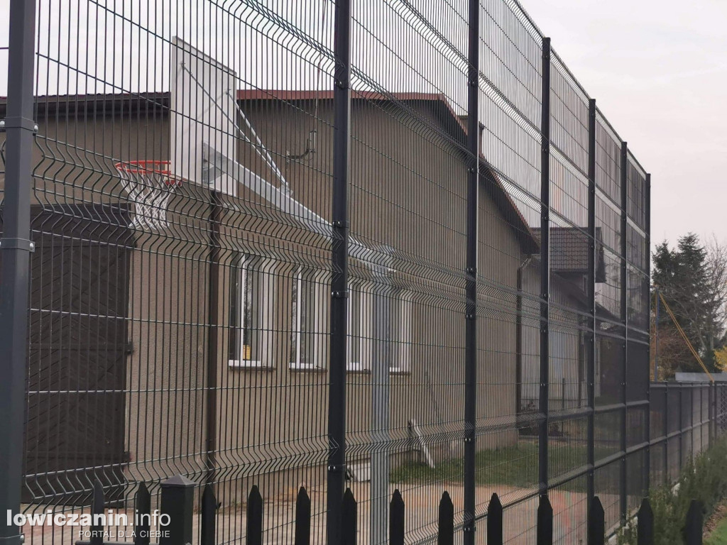 Mieszkańcy Klewkowa mogą już grać w koszykówkę