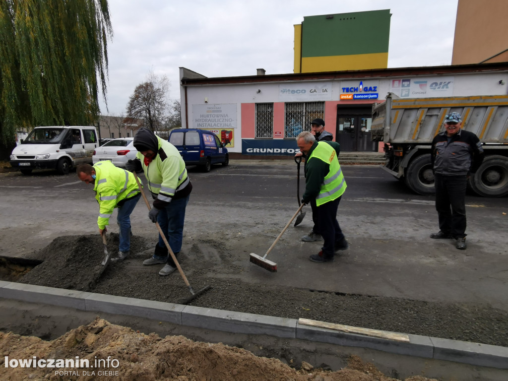 Postępują prace na ul. Młodzieżowej