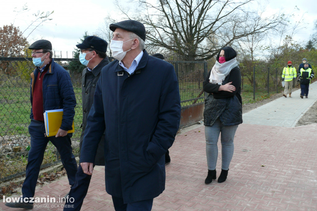 Oddano chodnik przy ul. Targowej w Głownie