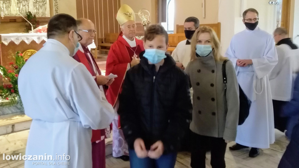 Trwają bierzmowania w łowickich kościołach