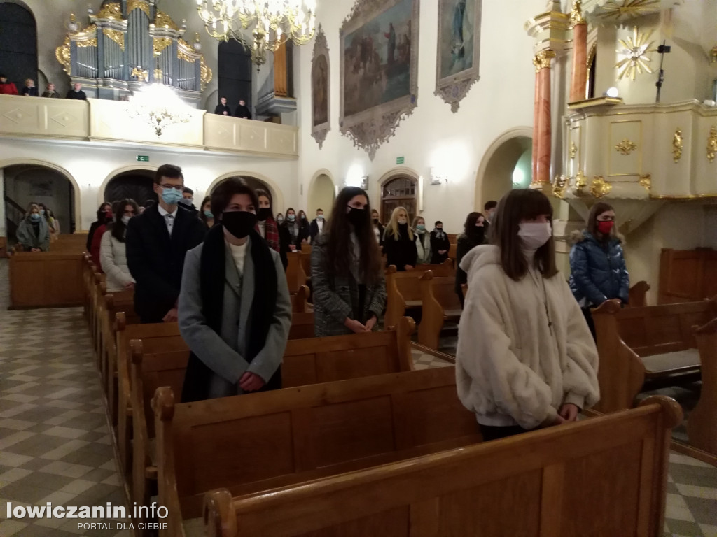 Trwają bierzmowania w łowickich kościołach