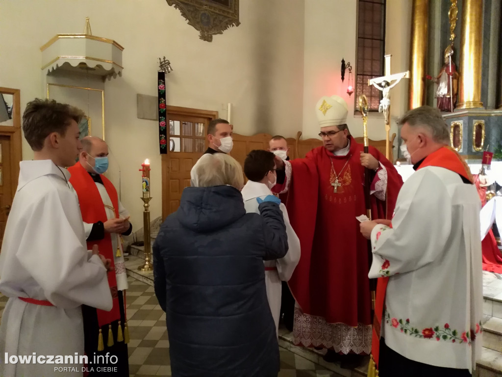 Trwają bierzmowania w łowickich kościołach