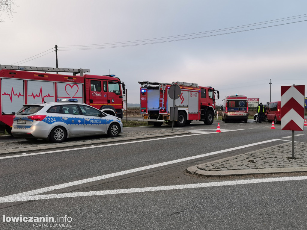 Wypadek na DK 92 w Niedźwiadzie