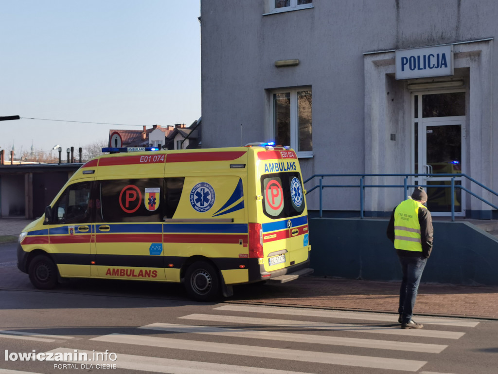 Kolizja przy komendzie policji