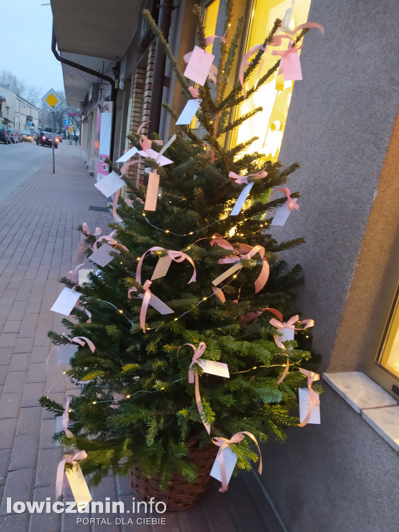 miasta przygotowują się do świąt