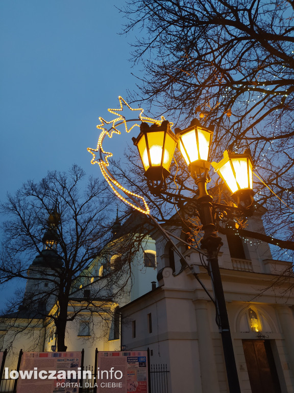 miasta przygotowują się do świąt
