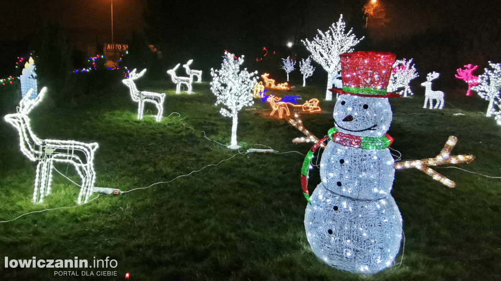 Piękne iluminacje świąteczne przy ul. Małszyce