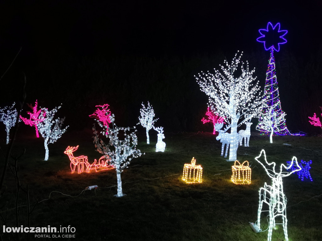 Piękne iluminacje świąteczne przy ul. Małszyce
