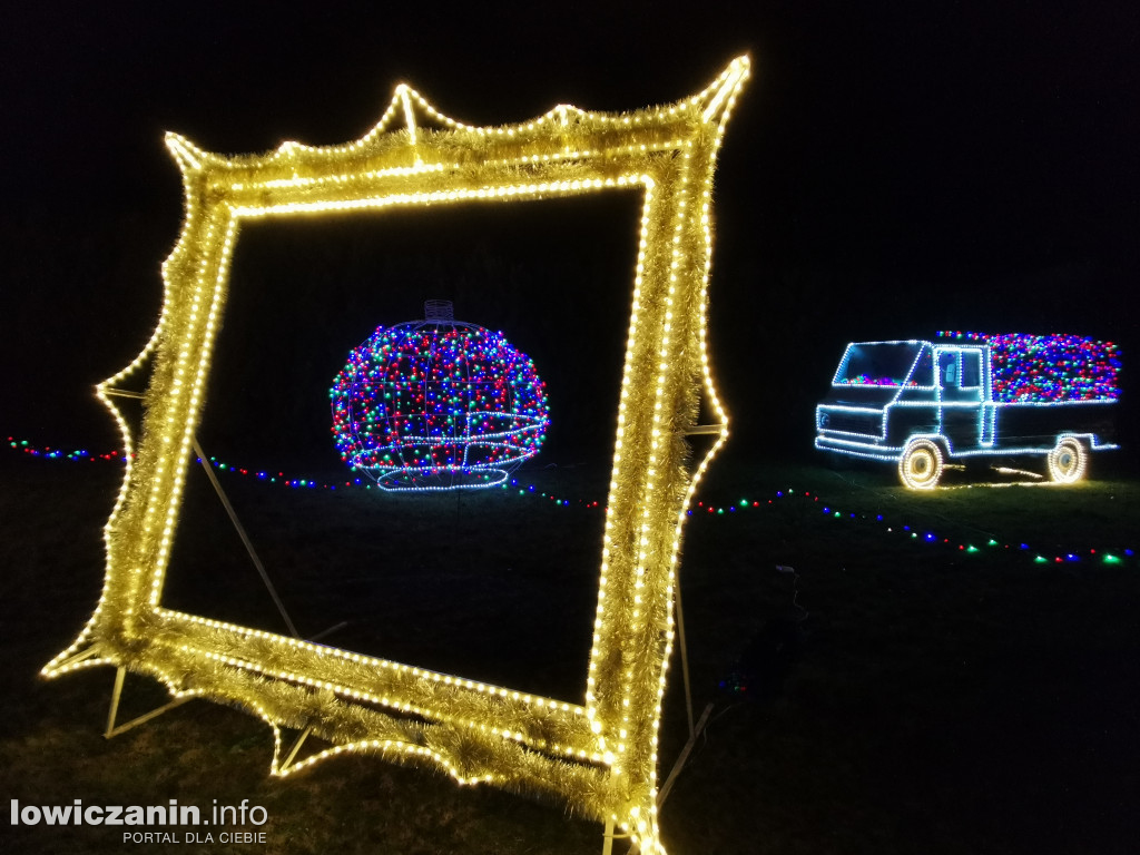 Piękne iluminacje świąteczne przy ul. Małszyce