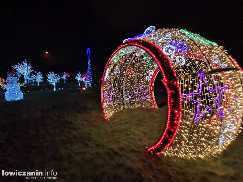 Piękne iluminacje świąteczne przy ul. Małszyce