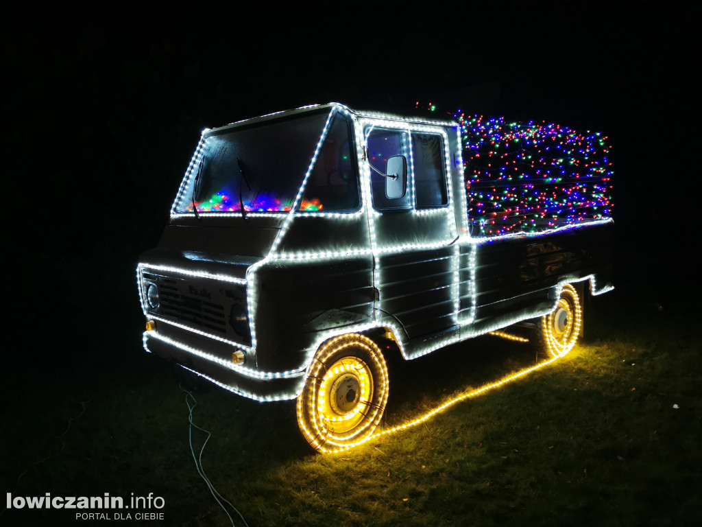 Piękne iluminacje świąteczne przy ul. Małszyce