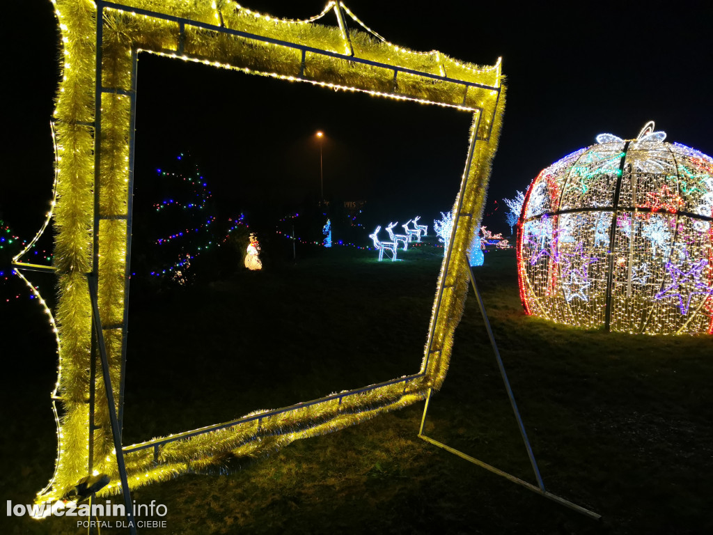 Piękne iluminacje świąteczne przy ul. Małszyce