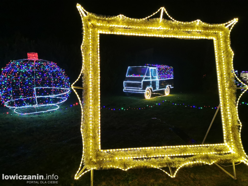 Piękne iluminacje świąteczne przy ul. Małszyce