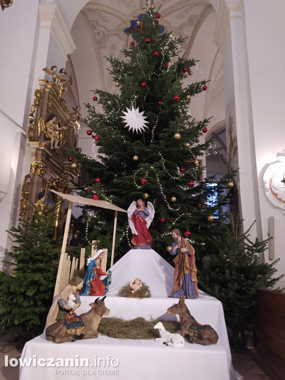 Szopki w łowickich kościołach