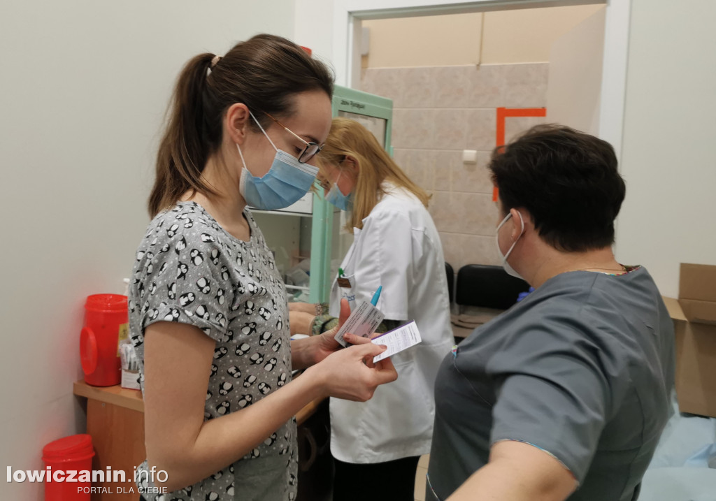 Drugi dzień szczepień przeciw Covid-19