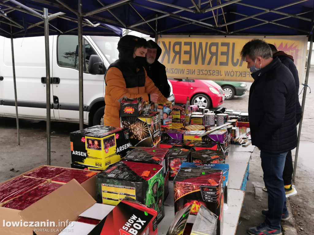 Duże zainteresowanie fajerwerkami w Łowiczu