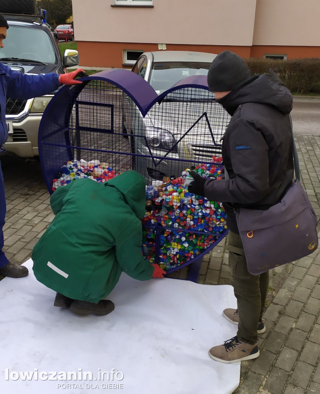 Niebieskie serduszka opróżnione już po raz drugi