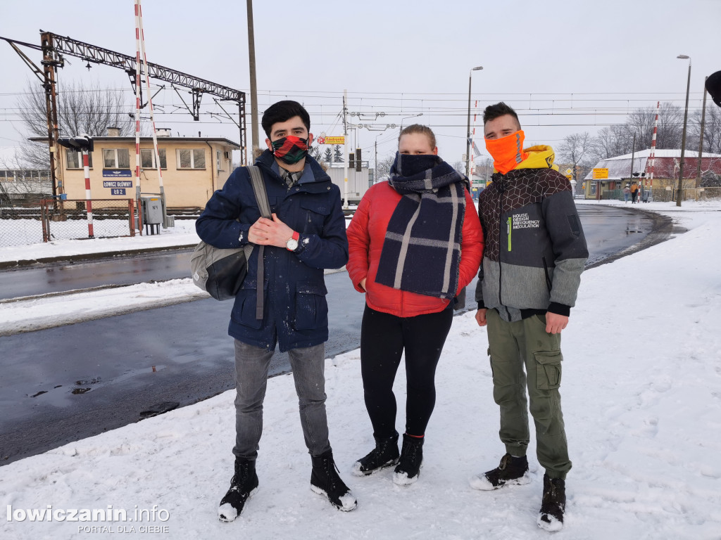 Krytyczne opinie o przejeździe w ul. 3 Maja