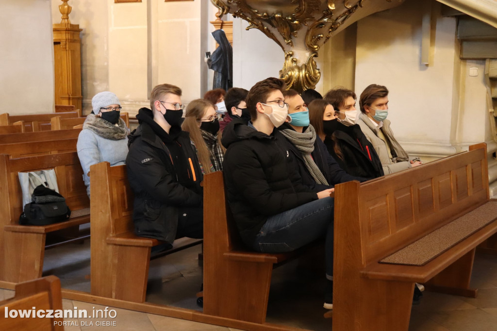 Msza święta na 100 dni przed maturą