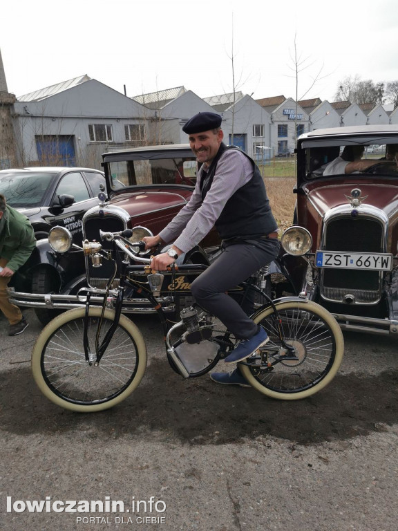 Stowarzyszenie Amicale Citroën Pologne w Głownie.